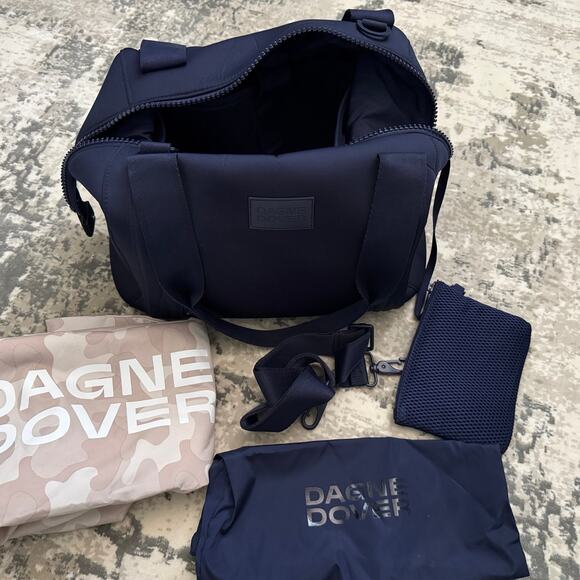 Dagne Dover Landon Medium Neoprene Carryall Storm Blue - Picture 1 of 8